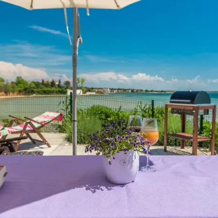 Lovely In Vakantiehuis